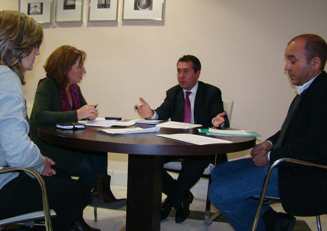 espadas-reunion-federacion-provincial-ong