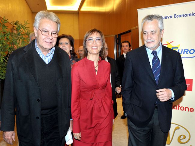 José Antonio Griñán ha compartido desayuno informativo con Felipe González