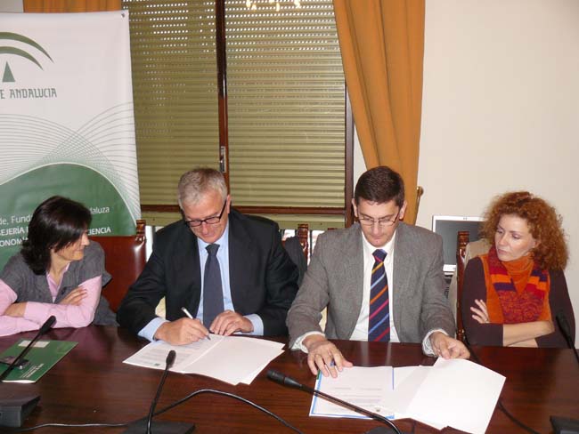 firma-convenio-andalucia-emprende