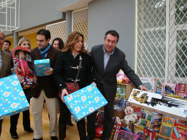 Juan Espadas ha participado esta mañana en un acto benéfico en Triana