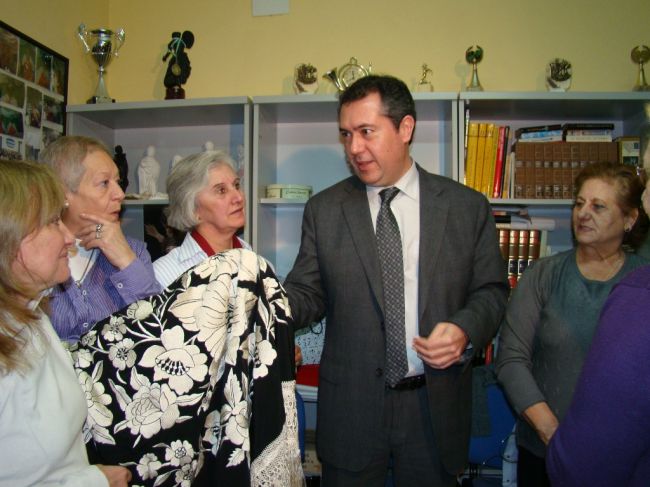 Espadas sostiene que el cierre del centro al tráfico no ha afectado a la campaña de Navidad