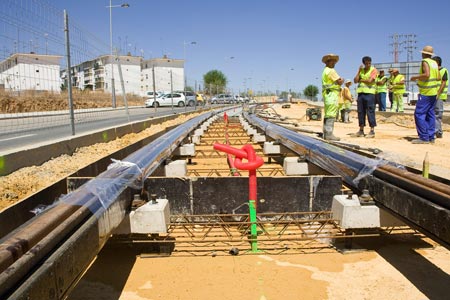 Los trabajos del tranvía en el municipio están muy avanzados/Archivo