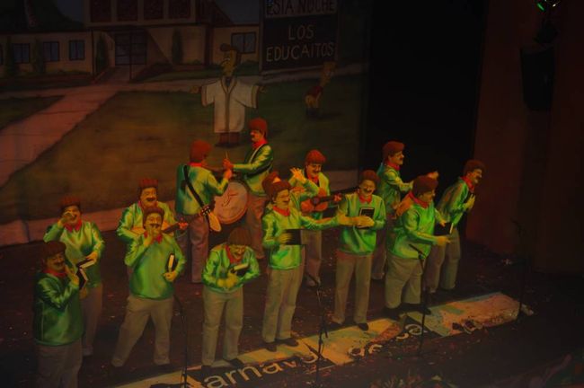 Los Educaítos lograron el primer premio en chirigotas