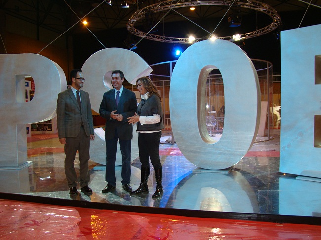 espadas-convencion-nacional-psoe-sevilla-110211