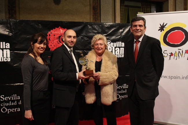 rosamar-prieto-castro-sevilla-se-ve-milan-180211