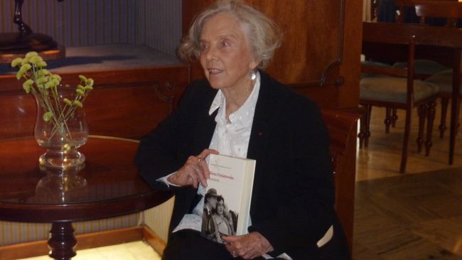 Elena_Poniatowska