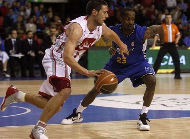 El Cajasol cayó derrotado en San Pablo/Baloncestosevilla