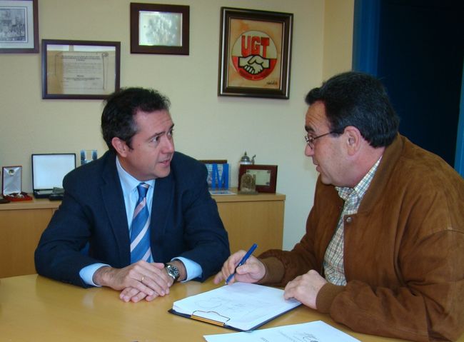 Juan Espadas y Juan Antonio Gilabert, esta mañana en Sevilla/SA