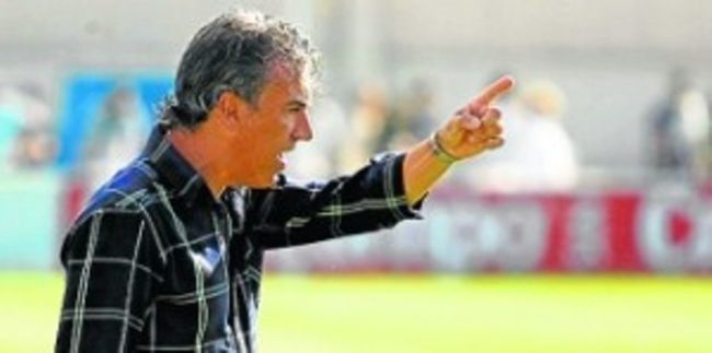 Oli dirigiendo al filial verdiblanco durante un encuentro de esta temporada/Real Betis