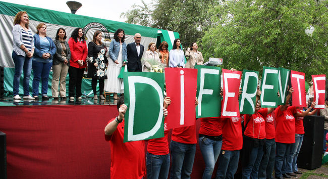 Pilar González junto a algunas de las candidatas del PA en las ocho provincias de Andalucía