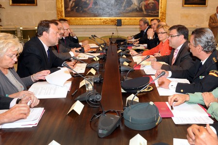 El Ayuntamiento pondrá en marcha un total de 2.230 efectivos con motivo de la Semana Santa 2011./ Prensa Ayuntamiento