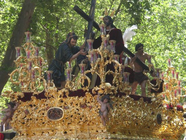 El misterio de la Paz, por el parque/angelespinola