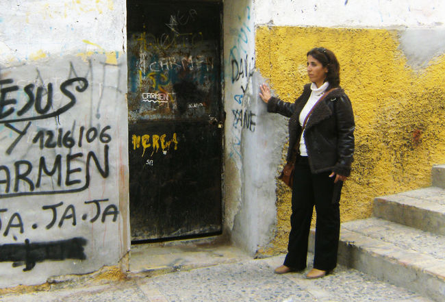 Lola Aquino en el barrio de El Castillo, en Alcalá