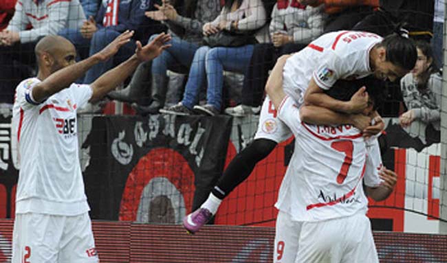 sevilla-zaragoza-celebracion-segundo-gol-sevillafc2