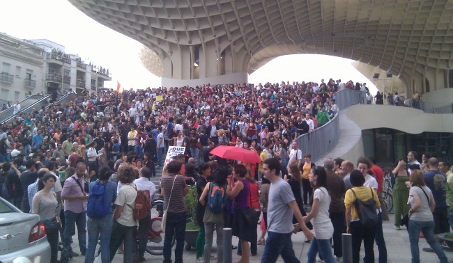 acampada-sevilla-15m-christopher-rivas-180511