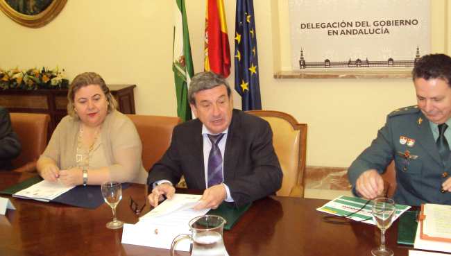 clara-aguilera-luis-garcia-garrido-040511