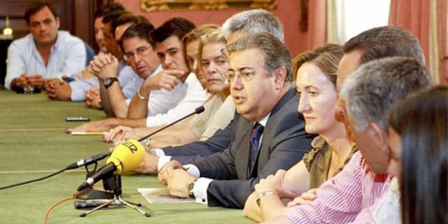 Zoido durante la presentación de su equipo de gobierno para el Ayuntamiento de Sevilla