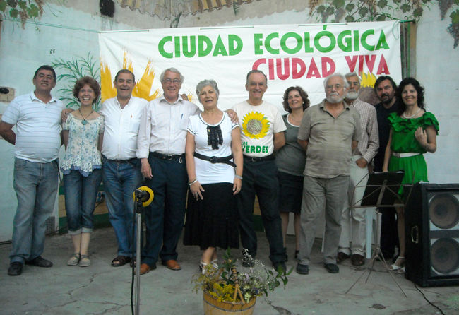 Los Verdes en un acto en Pino Montano