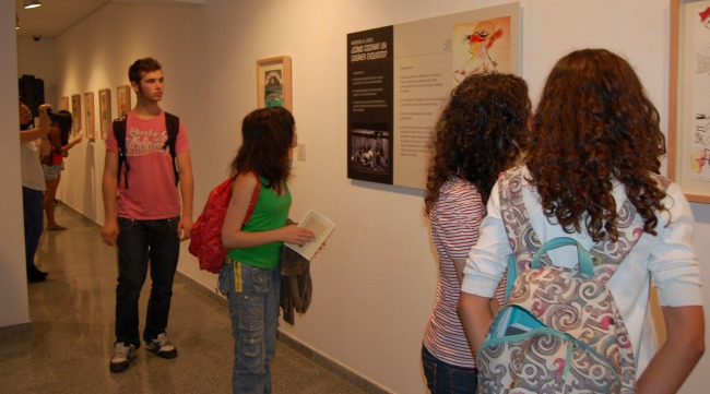 muestra-cadaveres-exquisitos-120511