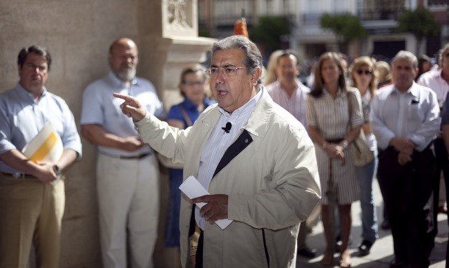 zoido-compromisos-ayuntamiento-180511