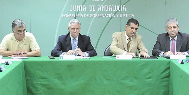 francisco-menacho-comision-junta-tsja-130611