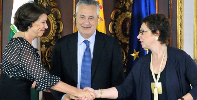 grinan-alvarez-aguayo-firma-prestamo-bei-170611