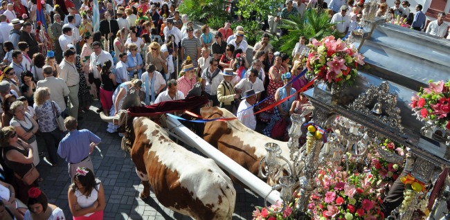 La filial de Tomares hizo su salida en la tarde de ayer
