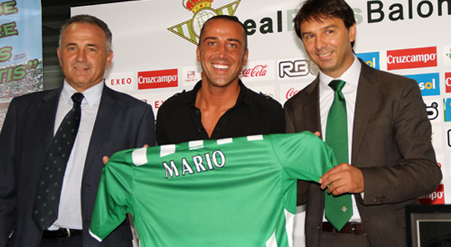 mario-alvarez-presentacion-betis-140611
