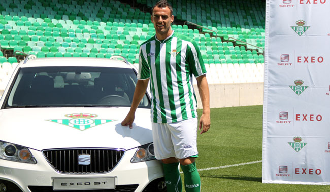 amaya-betis-oficial-280711