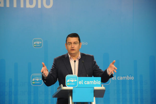 Antonio Sanz durante una rueda de prensa en la sede del PP Andaluz /Archivo