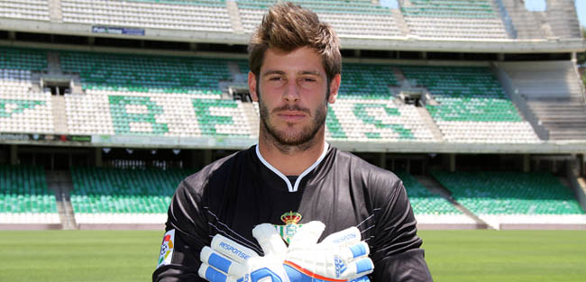fabricio-agosto-portero-betis-oficial-140711