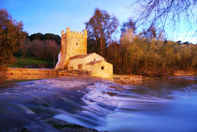 Molino del Algarrobo, en el río Guadaíra
