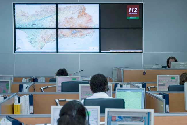 Sala de operaciones del 112, donde se coordina la actividad del servicio de emergencias de Andalucía