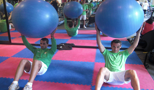 betis-trabajo-gimnasio-040811