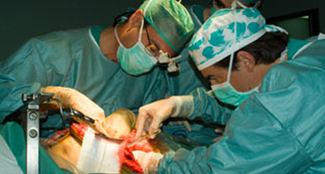 cirujanos-operacion