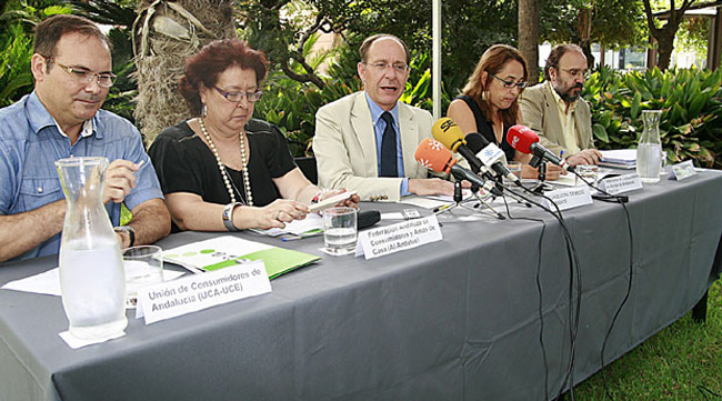 diaz-trillo-consumidores-andalucia-310811