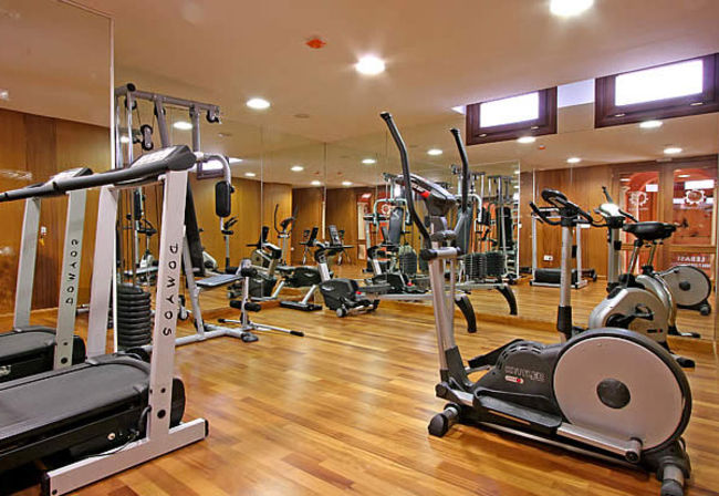 El precio varía hasta un 260% dependiendo del gimnasio en las 19 ciudades estudiadas