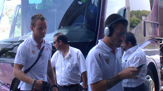 jugadores-sevilla-lorca-oficial-310811