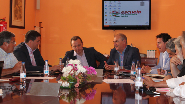 manuel-recio-junta-cepes-andalucia-reunion-030811