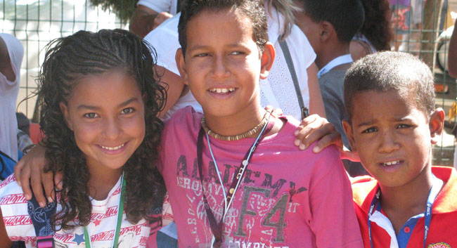 ninos-refugiados-vacaciones-paz-sevilla-2011