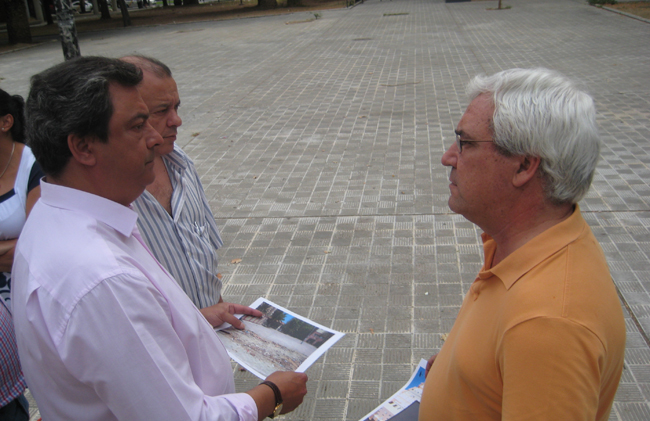 plaza-albaicin-010811