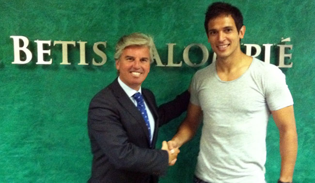 vlada-stosic-roque-santa-cruz-290811