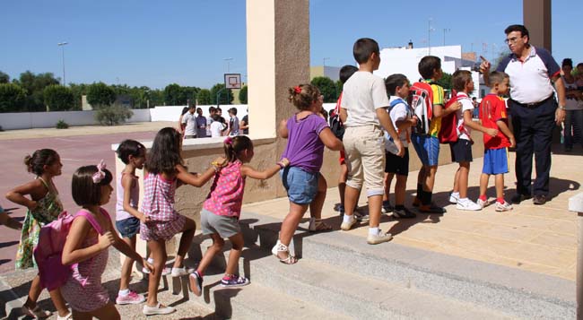 alumnos-colegio-los-palacios-120911