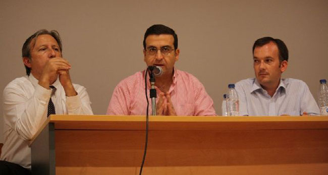 Los tres candidatos por la provincia de Sevilla