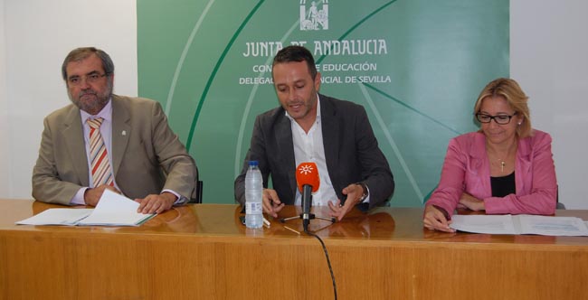 delegada-educacion-sevilla-210911