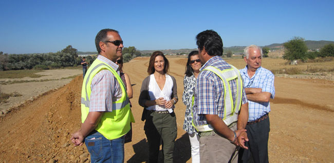 alicia-martinez-pp-lora-rio-muro-101011