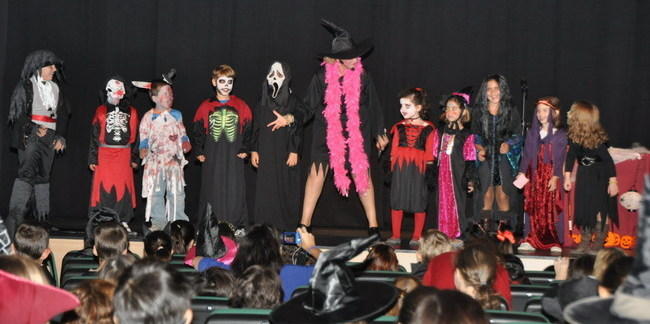 fiesta-halloween-tomares-291011