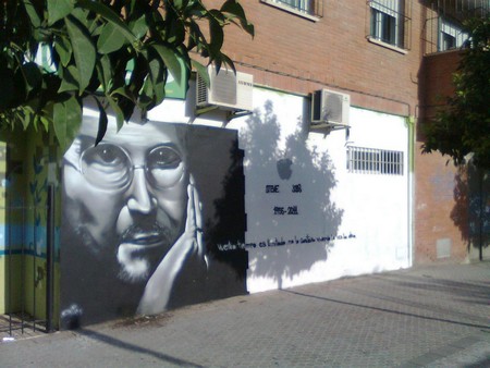 El grafitti ha sido realizado por el grafitero sevillano 'Samu'./Movilico