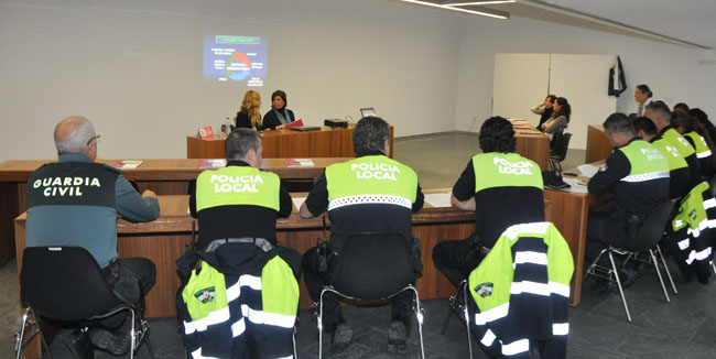 agentes-policia-local-tomares-041111