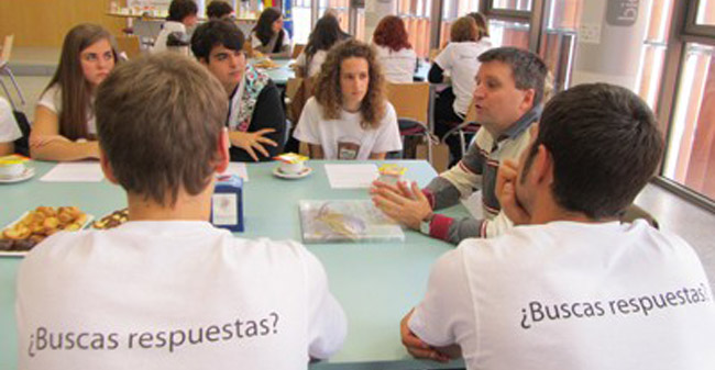 cafe-con-ciencia-colegio-andres-aguilera-071111